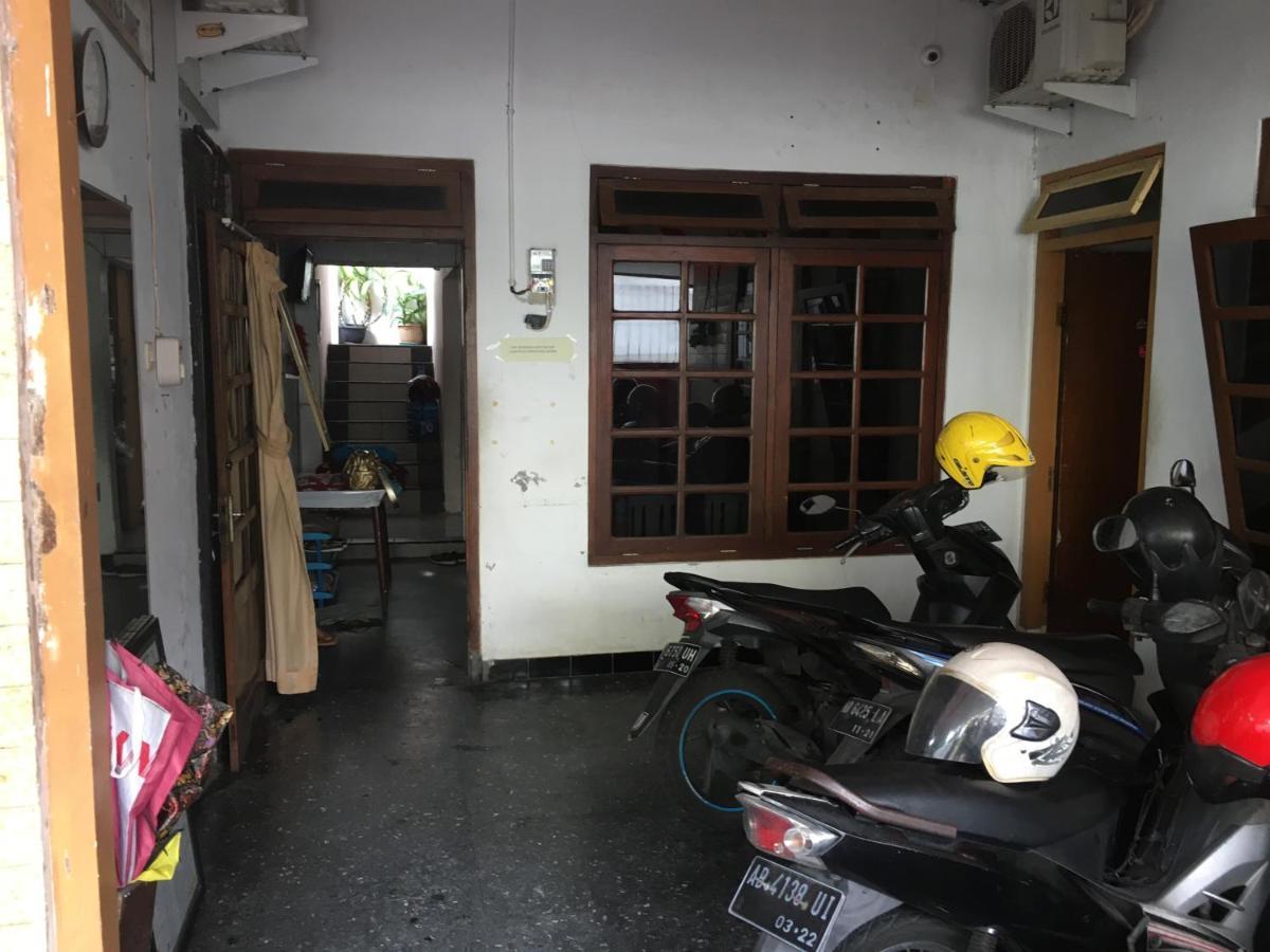 Destiny House Hotel Yogyakarta Exterior photo